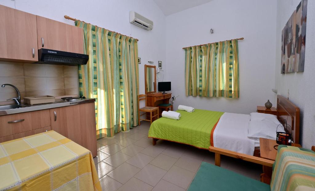 Pegasus Apartments สตาฟิลอส ภายนอก รูปภาพ