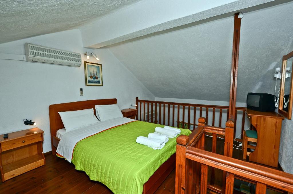 Pegasus Apartments สตาฟิลอส ภายนอก รูปภาพ