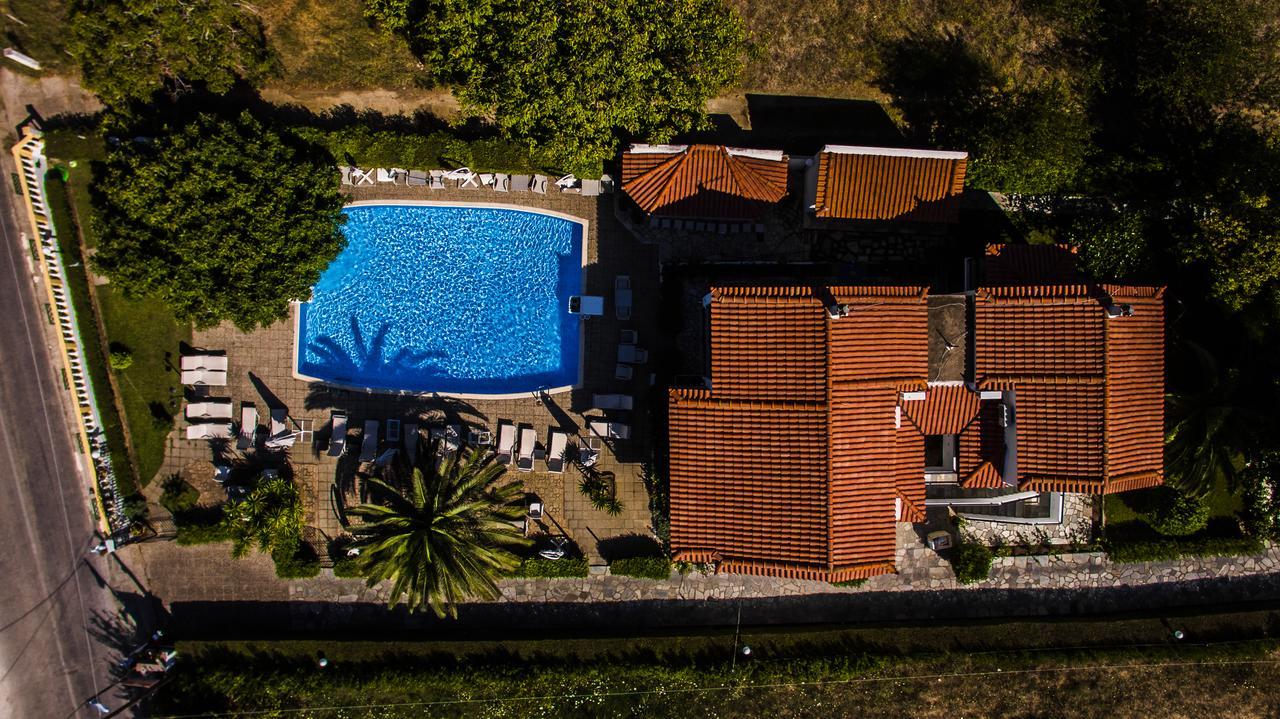 Pegasus Apartments สตาฟิลอส ภายนอก รูปภาพ